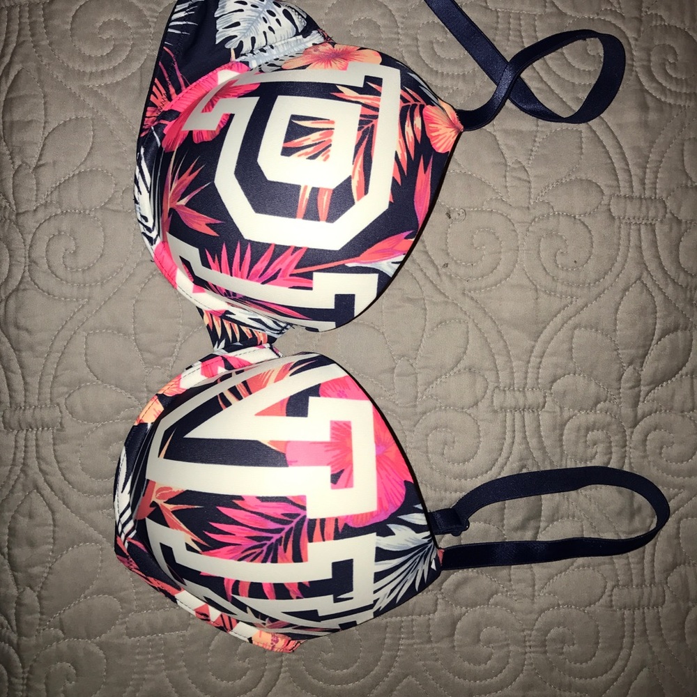 VSPink bra